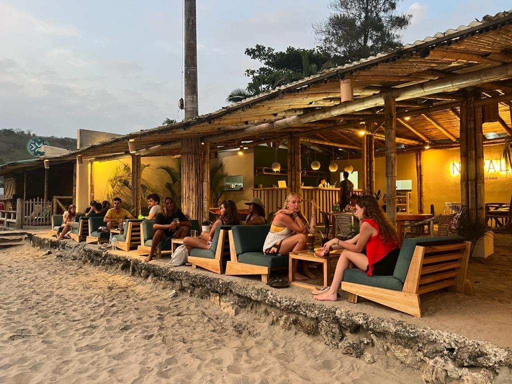 Tres Palmas Hotel Montanita Bilik gambar